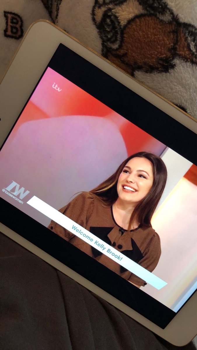 RT @georgia_1b: Please can they make @IAMKELLYBROOK a regular on @loosewomen ????????❤️ https://t.co/jCd1vKyQtK