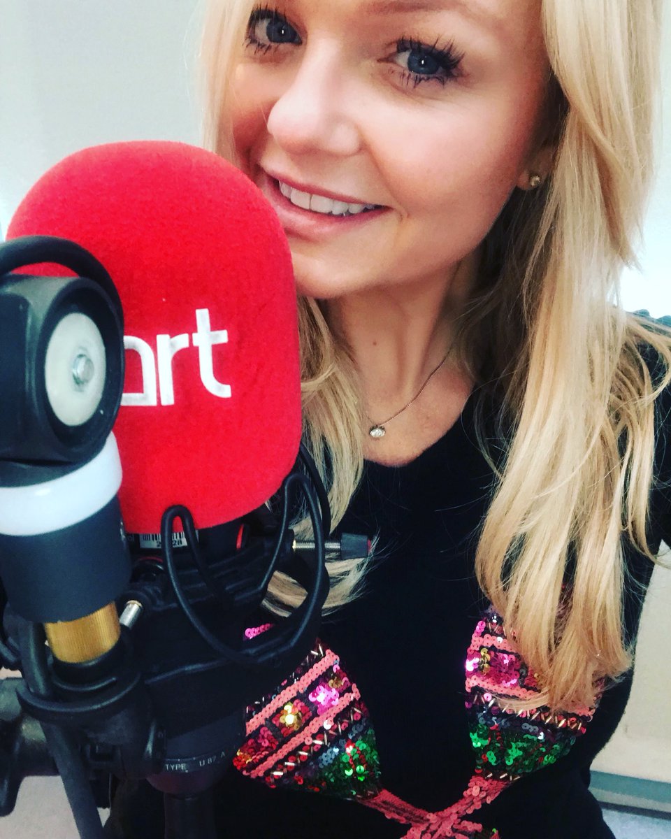 First day back on @heartlondon so I thought I’d show you my maracas!!!! https://t.co/3eum6AlfqW