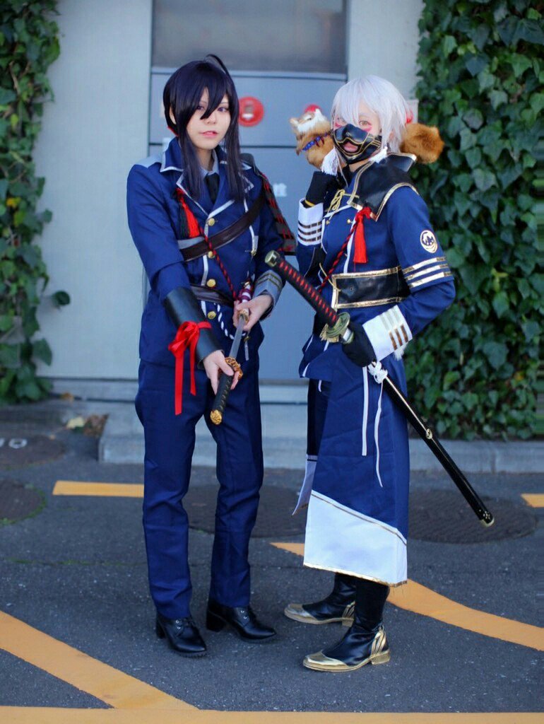 遅刻遅刻ゥコミケ一日目素敵なお写真を撮っていただきありがとうございます!鳴狐……海鯰尾……そる。( )カメラマンさん… 遅刻遅刻ゥコミケ一日目素敵なお写真を撮っていただきありがとうございます!鳴狐……海鯰尾……そる。( )カメラマンさん…