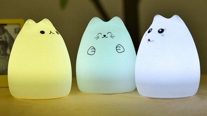 Color-Changing Cat Night Light Color-Changing Cat Night Light