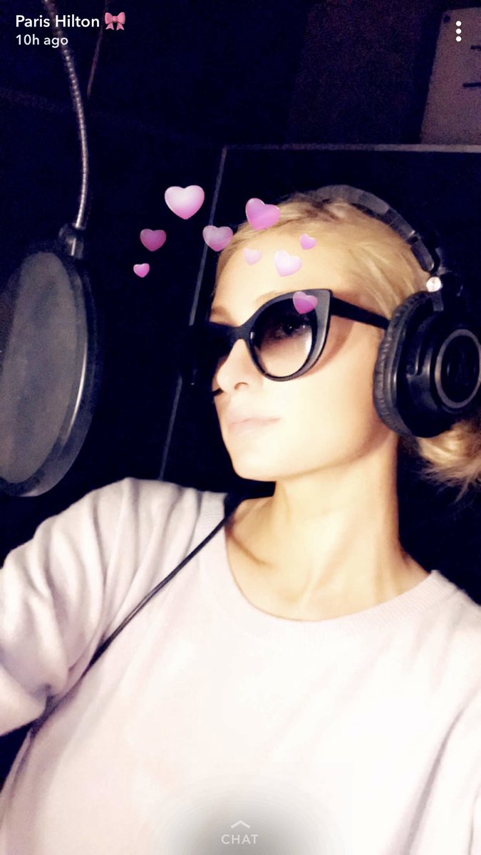 RT @JAYYSN: @ParisHilton Stars are blind 2.0 is coming!!!!!! ???????????? https://t.co/0RTKAfj7V0