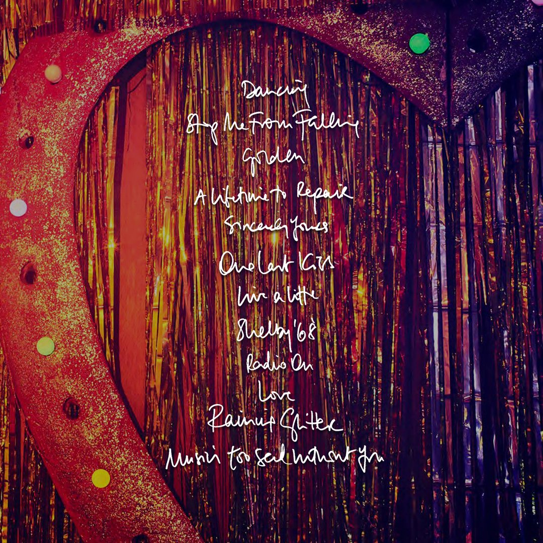 I am SUPER excited to share with you the track listing for #GOLDEN ????✨???? More details coming very very soon... ???? https://t.co/S2rHAbz118