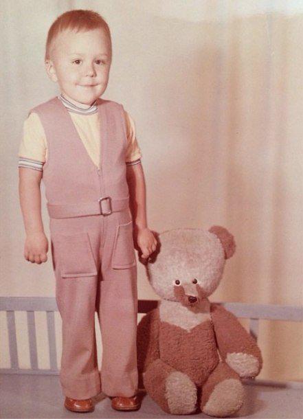 Сергей Шнуров - рожденные в СССР: трогательное фото из детского сада