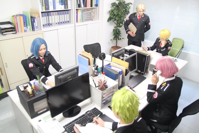 【コスプレ】ACCA13区監察課ケリしっかり仕事。しっかりおやつ。ジーン・オータス*和やまさんオウル*ヨミさん アトリ* 【コスプレ】ACCA13区監察課ケリしっかり仕事。しっかりおやつ。ジーン・オータス*和やまさんオウル*ヨミさん アトリ*