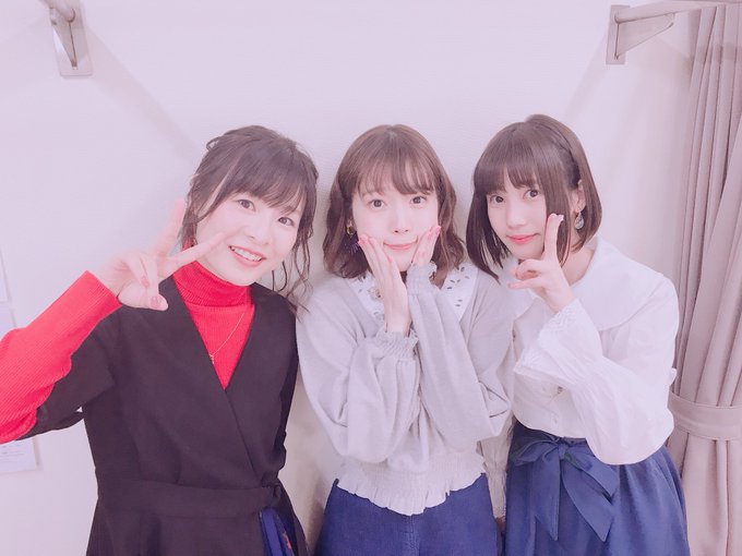 本日は、『異世界はスマートフォンとともに。』イベントでした📱!楽屋がいっしょな、八重殿ちぃちゃん&かわゆな妹 リ 本日は、『異世界はスマートフォンとともに。』イベントでした📱!楽屋がいっしょな、八重殿ちぃちゃん&かわゆな妹 リ