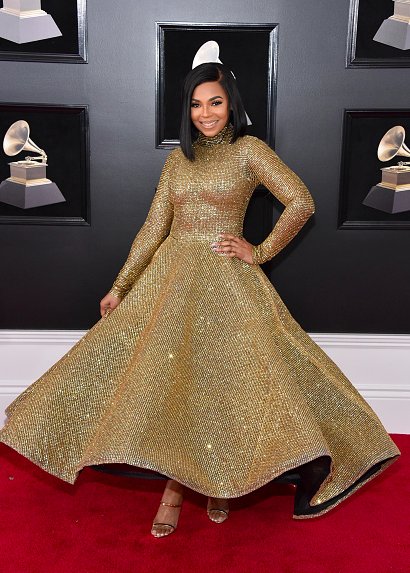 RT @Missinfo: RT @MissInfoTV .@ashanti #GRAMMYs https://t.co/mZOPwEXFSE  https://t.co/diTYzMWoG0