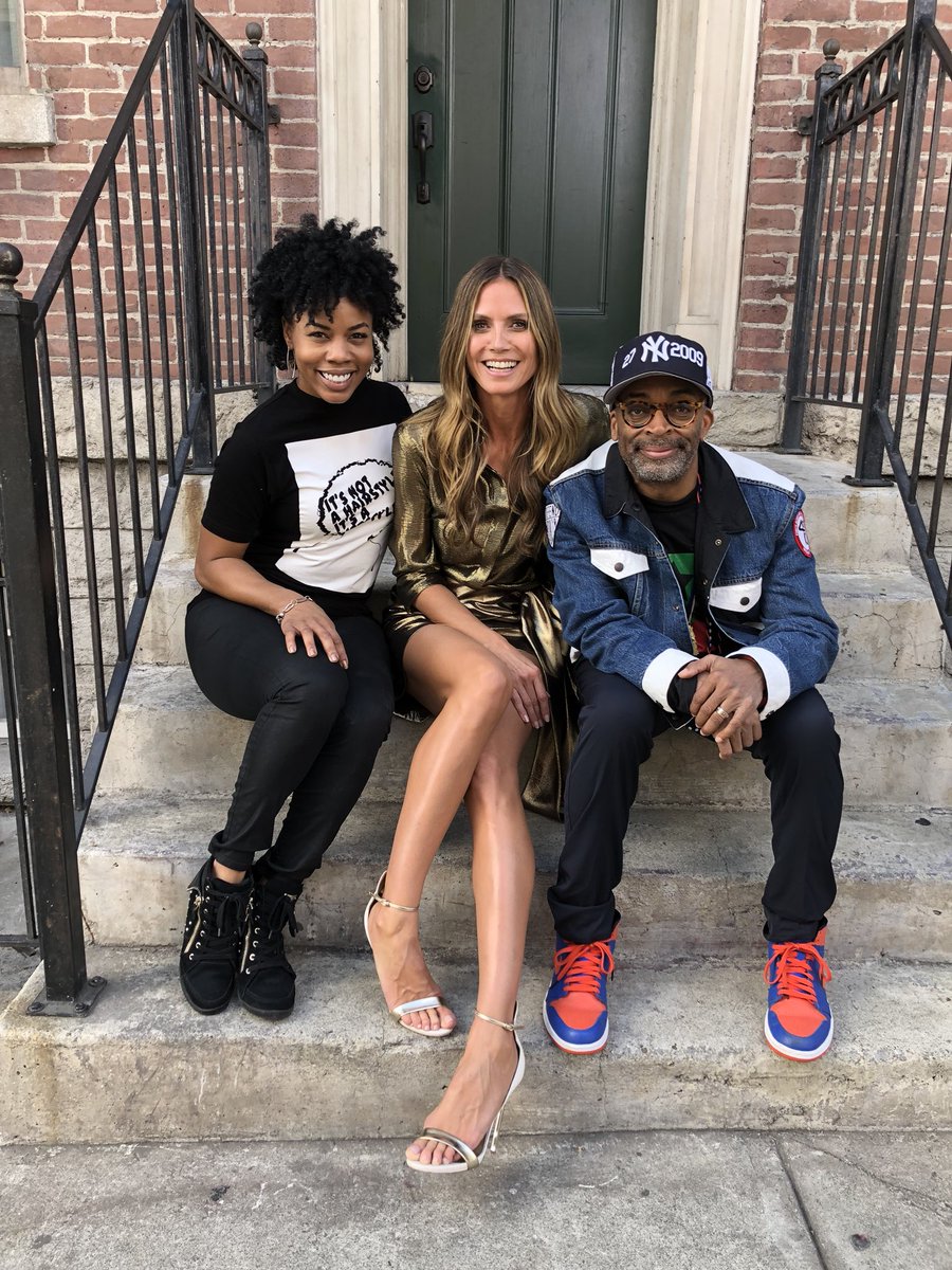 It’s always fun when @SpikeLee is on set, especially for the @nbc #SuperBowl commercial! #LetsGoCrazy #SBLII https://t.co/ZYxVk2vnhI