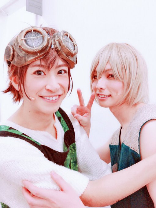 大阪公演2日目ありがとうございました!!いつもいつも助けてくれるチャクロ燈。ニビにとっても田口にとっても、尊敬してやまな 大阪公演2日目ありがとうございました!!いつもいつも助けてくれるチャクロ燈。ニビにとっても田口にとっても、尊敬してやまな