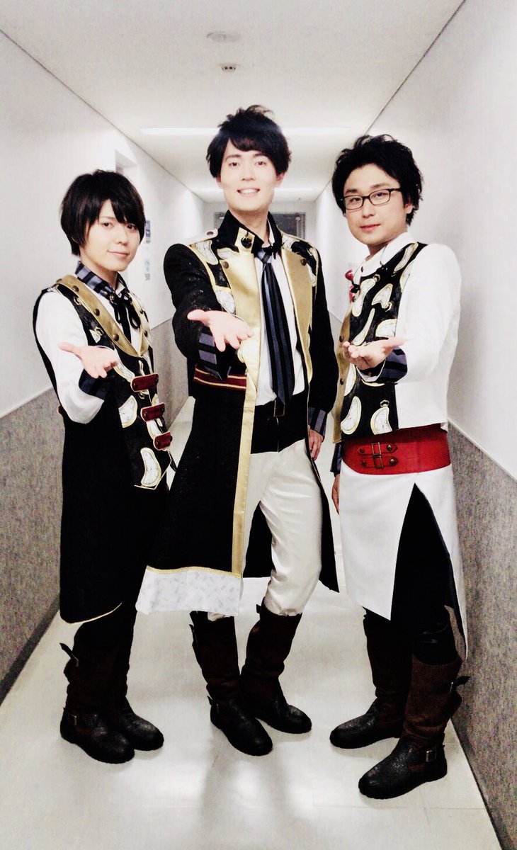 3rd LIVEの幕張初日にお越し頂いたプロデューサーの皆様、ありがとうございました!全員が揃うステージ315でした…。 3rd LIVEの幕張初日にお越し頂いたプロデューサーの皆様、ありがとうございました!全員が揃うステージ315でした…。