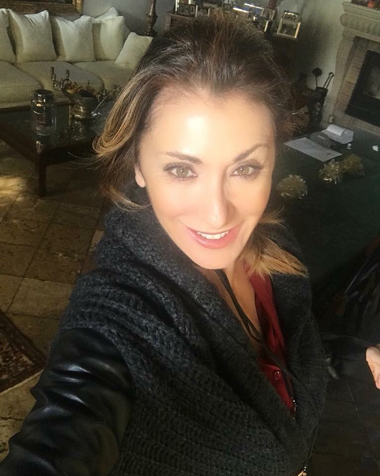 Nothing like the sun! Buona domenica!! #sun #sabrinasalerno #sunday #homesweethome https://t.co/cXIQ3ijBN1