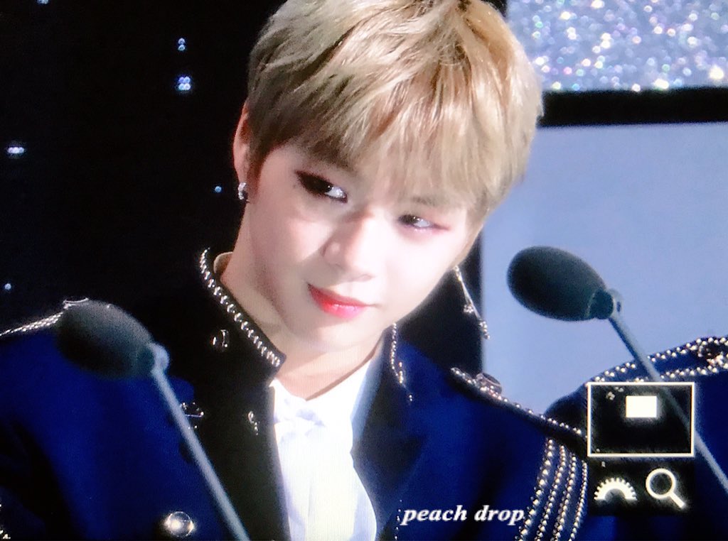 Wanna One 워너원 가온차트 강다니엘 KANGDANIEL 옹성우 이대휘 peachdrop1210