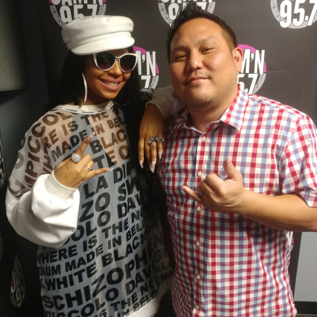 RT @Jamn957: .@ashanti stopped by before her show @ObservatorySD tonight to chop it up w @thepabloshow! https://t.co/YiN7RGNryX