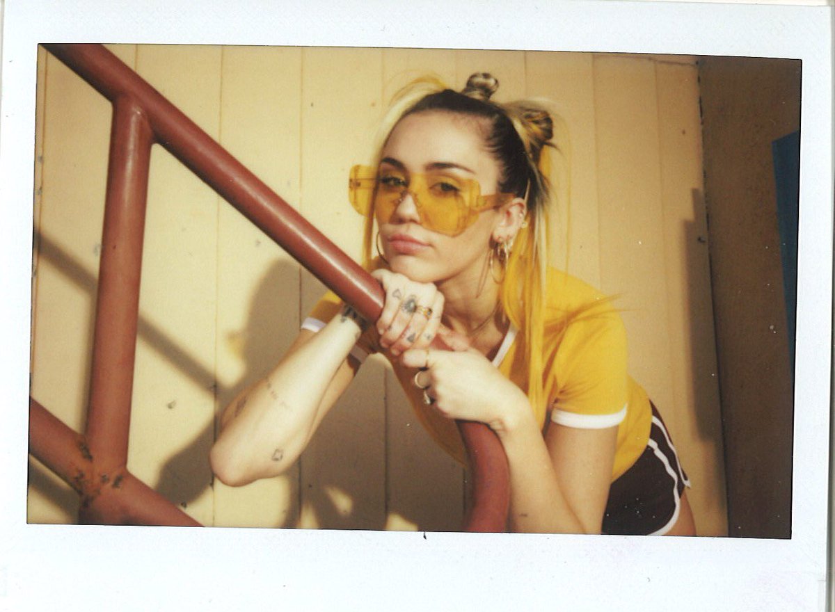 Much more to come! ???????????? Miley X @Converse https://t.co/OpHIil0AeV