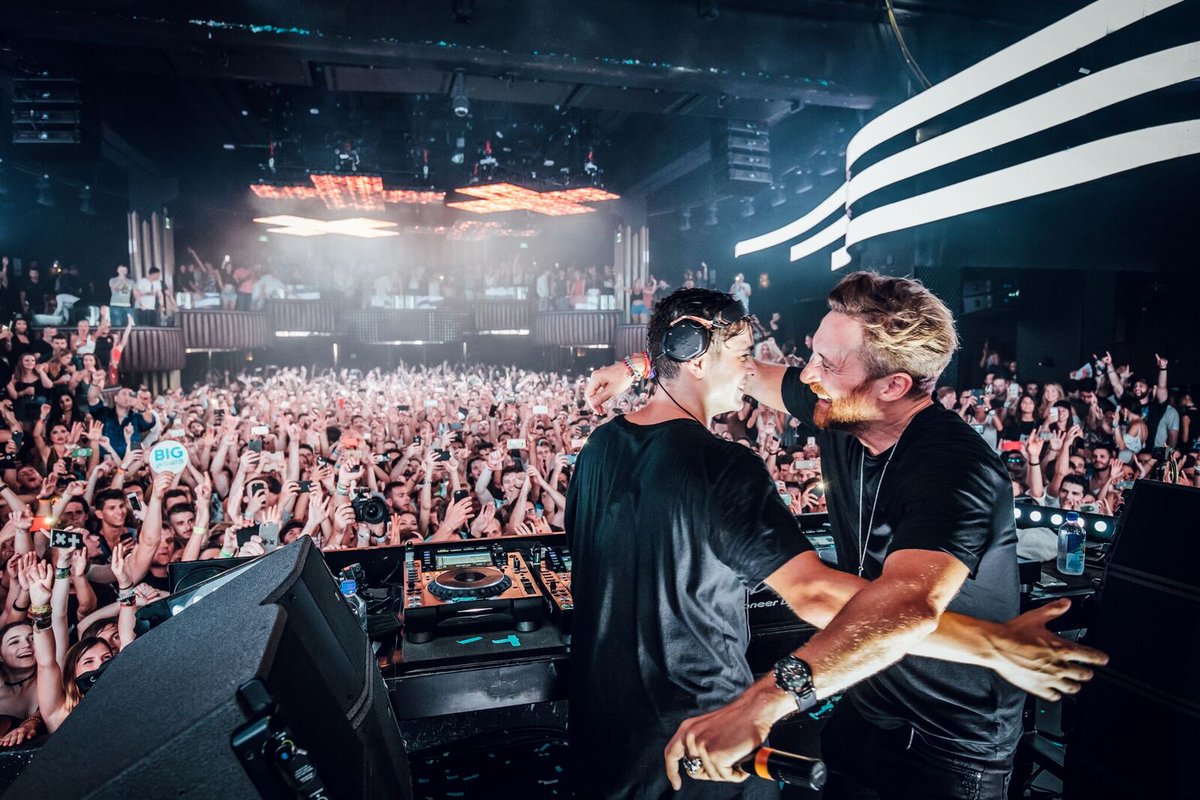 RT @Deezer: .@DavidGuetta + @MartinGarrix + @MusicByBrooks = #LikeIDo ???? 
Stream now: https://t.co/skl6areb9Z https://t.co/jAubyLYuCL