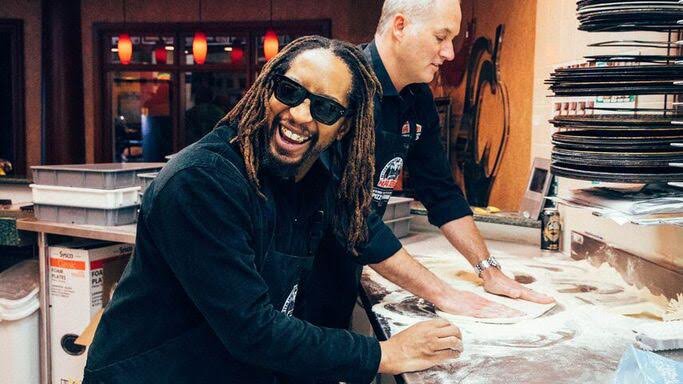 RT @PapaJohns: Our CEO Steve Ritchie and @LilJon cooking up some ????, NBD. https://t.co/CbU5ie6F2C