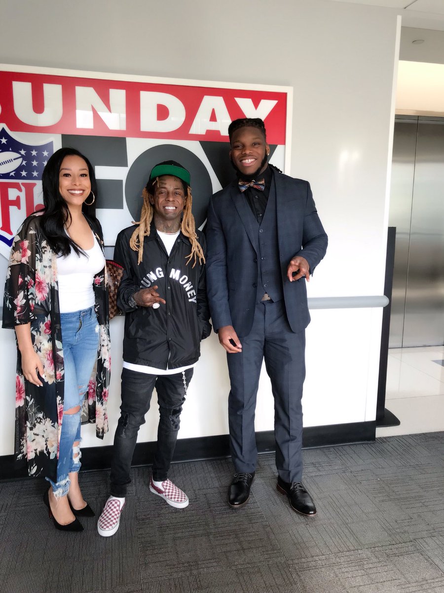 Thanks Skip, Shannon and Joy for having us on today! @undisputed @official_malikj @agentnicolelynn @ymapaasports https://t.co/Ud8TnwNB4k