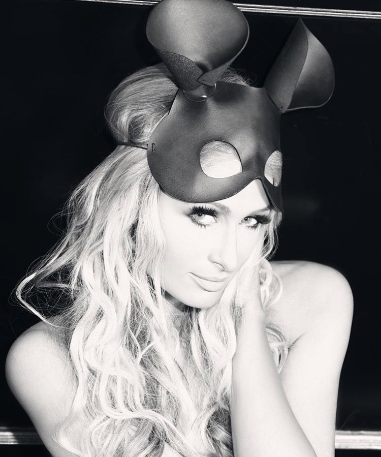 Love this #SexyBunny shoot I did with @SolmazSaberi in 2014. ???? https://t.co/C4uAD6qvsO