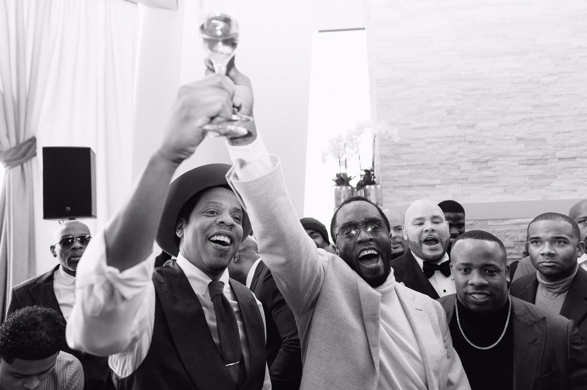 Cheers to #BlackExcellence LET’S GO!!!!! https://t.co/uqwVTgAj13