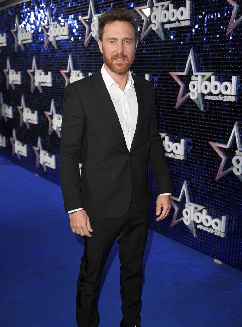 RT @CapitalEastMids: Lovin’ how dapper @davidguetta is looking @ #TheGlobalAwards  #NewBond #JustSaying https://t.co/rXznfYkqUv