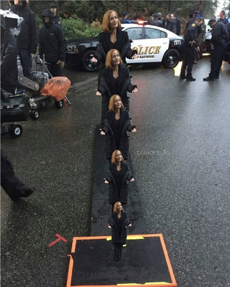 Scully nesting dolls!! #bts #TheXFiles 
(???? @SheWearsBowTies) https://t.co/3kZAHvNVbO