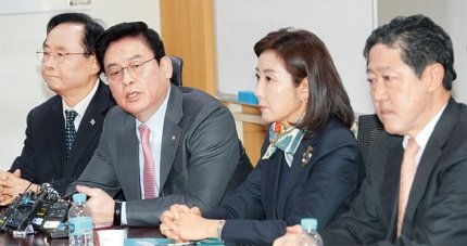 황운하 심한 김기현 언사 느껴한국당 비판 한국당의 Frauwoo