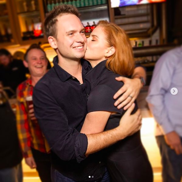 RT @Suits_USA: They have each other's backs on and off the screen. ????: @sarahgrafferty https://t.co/1cjtiBopdJ