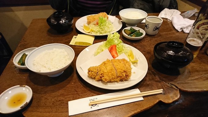 今日は三宅先生と打ち合わせ。丸五さんで、ロースカツ定食、いただきます(๑•̀ㅂ•́)و✧#ろんぐらいだぁす 今日は三宅先生と打ち合わせ。丸五さんで、ロースカツ定食、いただきます(๑•̀ㅂ•́)و✧#ろんぐらいだぁす