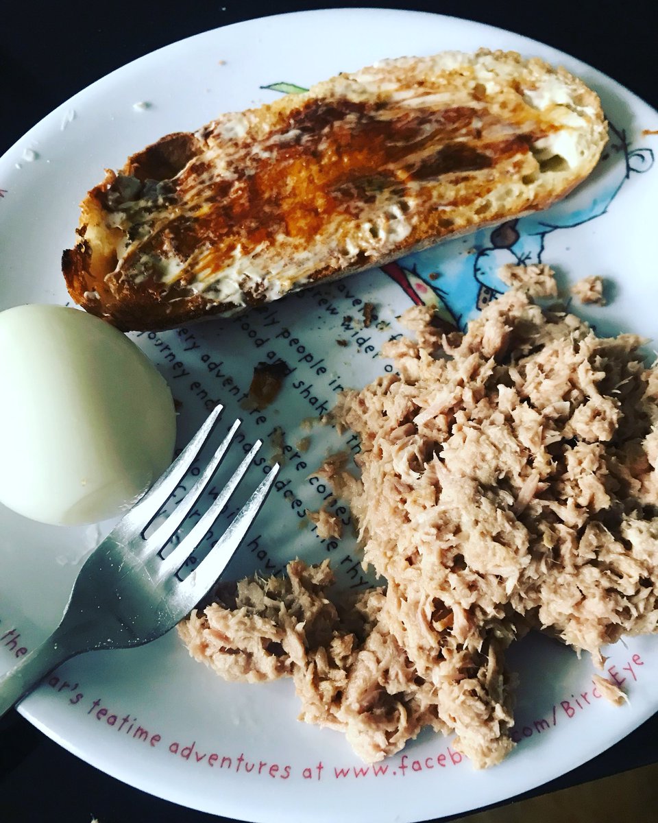 My son made his own breakfast!!!! #marmitelover  #tuna #egg ???? https://t.co/tbdnqyAgQF