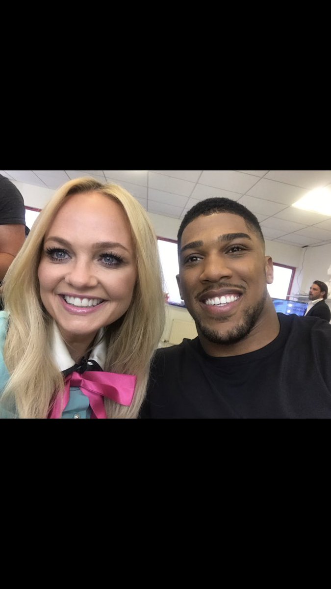 Good luck @anthonyfjoshua we are all rooting for you! ???? https://t.co/zcUDaaATp5