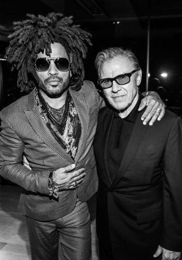 Los Angeles... 1 a.m... When the Wolf comes directly... Harvey Keitel. 
????: @candyTman https://t.co/n0Bn7oYIvQ