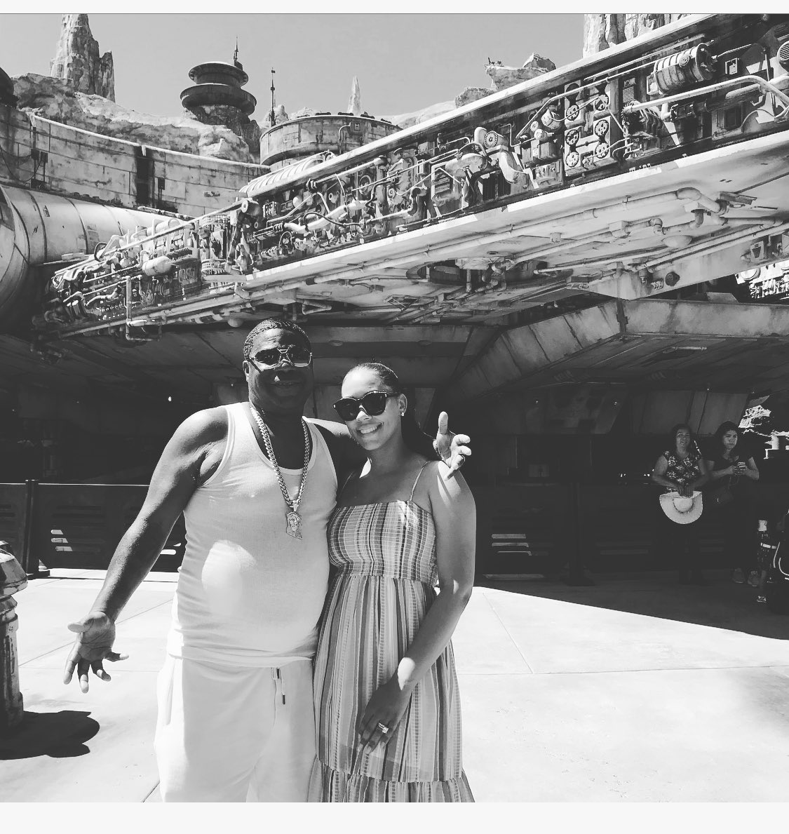 Magical time at @Disneyland. I’m Han Solo and don’t let anyone tell you different!!!! @IAMMeganMorgan https://t.co/CiLpAAKrBv