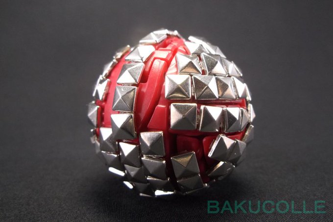 全身にメタルを装着したパンクなドラゴノイド!「こいつはヘビーだ⋯⋯」#爆丸 #bakugan 全身にメタルを装着したパンクなドラゴノイド!「こいつはヘビーだ⋯⋯」#爆丸 #bakugan