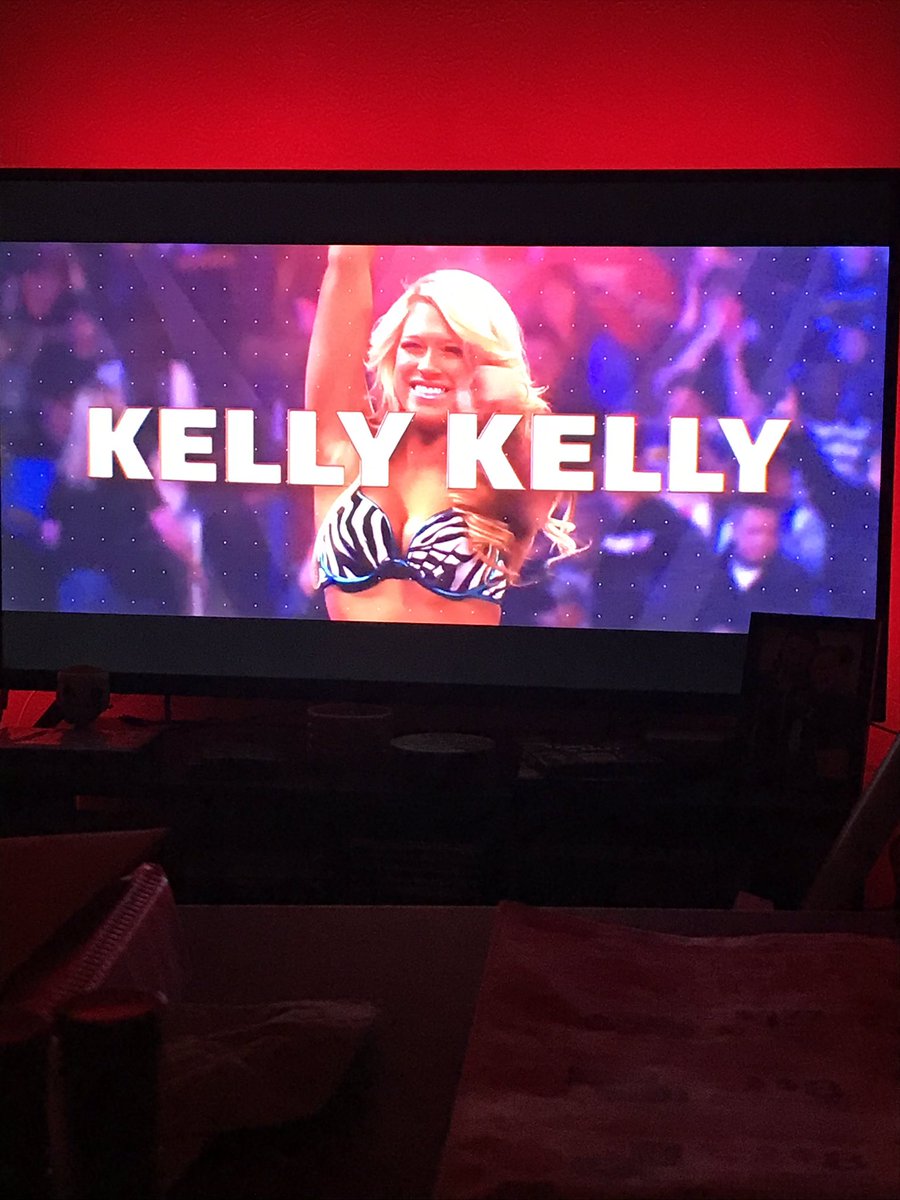 RT @bubblehearts: did my girl @TheBarbieBlank just get advertised for #rawreunion next week?! ???????? https://t.co/pBsJHtYrgP