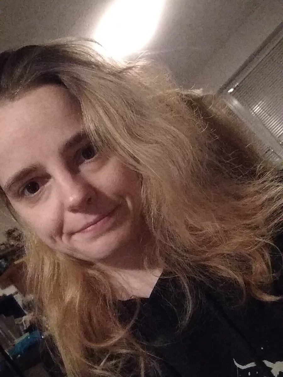 #Montagslaecheln