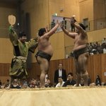 DapwbZHV4AA-MhP.jpg:thumb