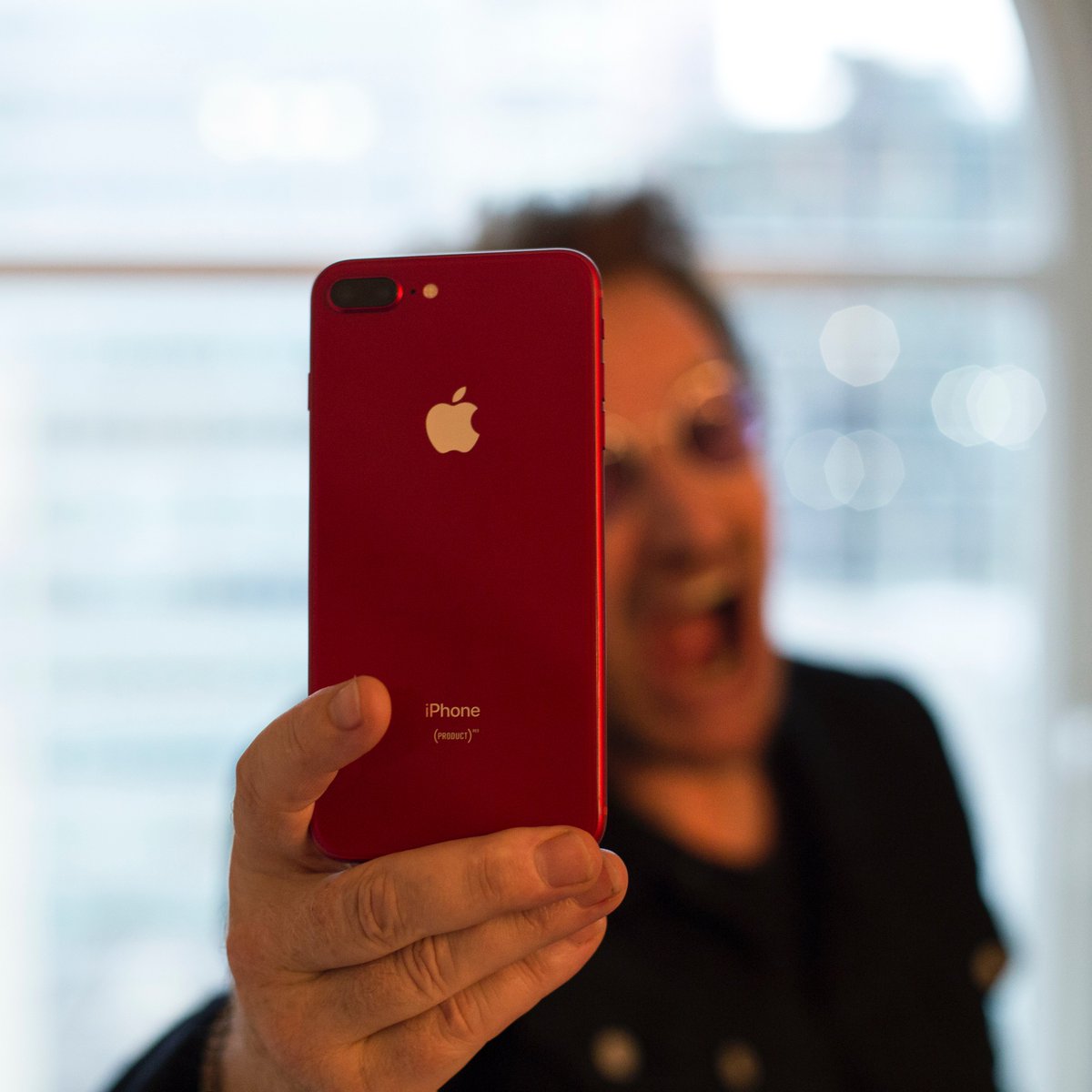RT @U2: This. Phone. Actually. Saves. Lives. @RED #endAIDS https://t.co/NyrP6IJ2UO