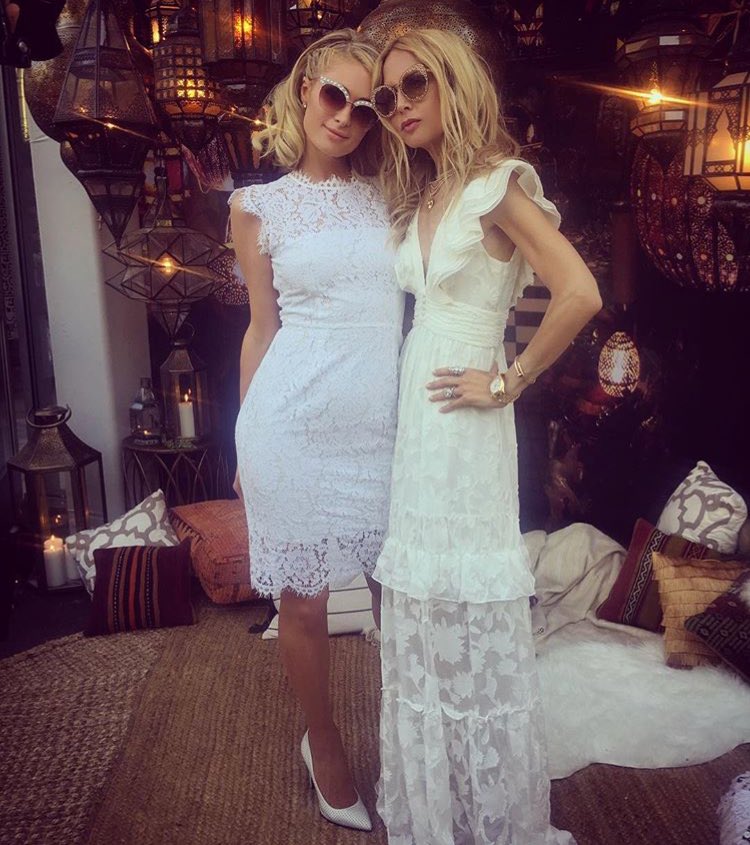 Celebrating my beautiful, fashionable friend @RachelZoe at #Coachella https://t.co/IVn1R49DVg