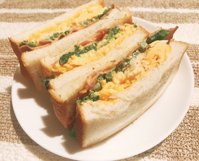 普段全く料理をしない私宣伝担当Tも「春野菜とベーコンのサンドイッチ」を作ってみました🥪🌸シャキシャキな菜の花とカリカリな 普段全く料理をしない私宣伝担当Tも「春野菜とベーコンのサンドイッチ」を作ってみました🥪🌸シャキシャキな菜の花とカリカリな
