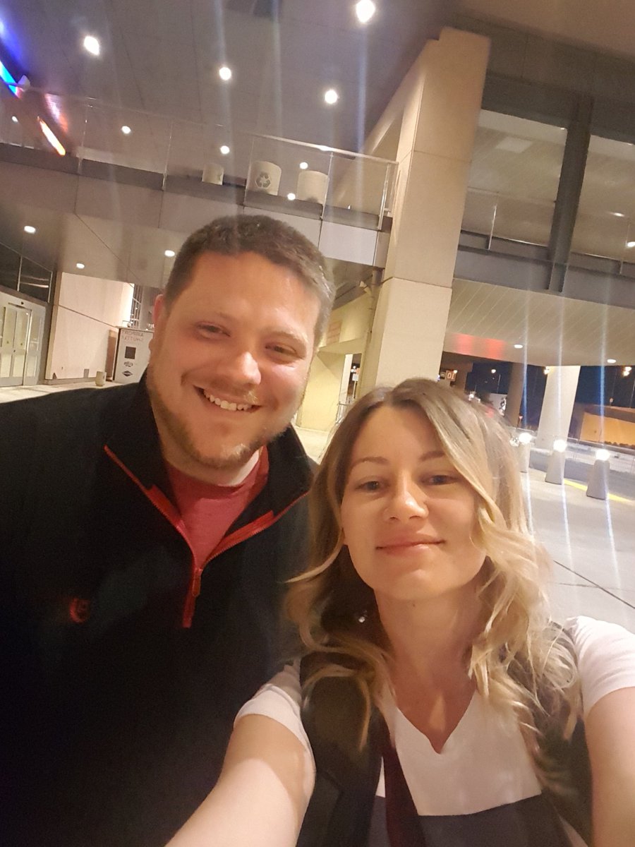 Antonija_Tadic: Arrived in one (tired) piece. 😎 First airport selfie in Las Vegas. End of #RoadToImagine. nOh hello @jonathanmaloy! https://t.co/CdWCSpbpK6