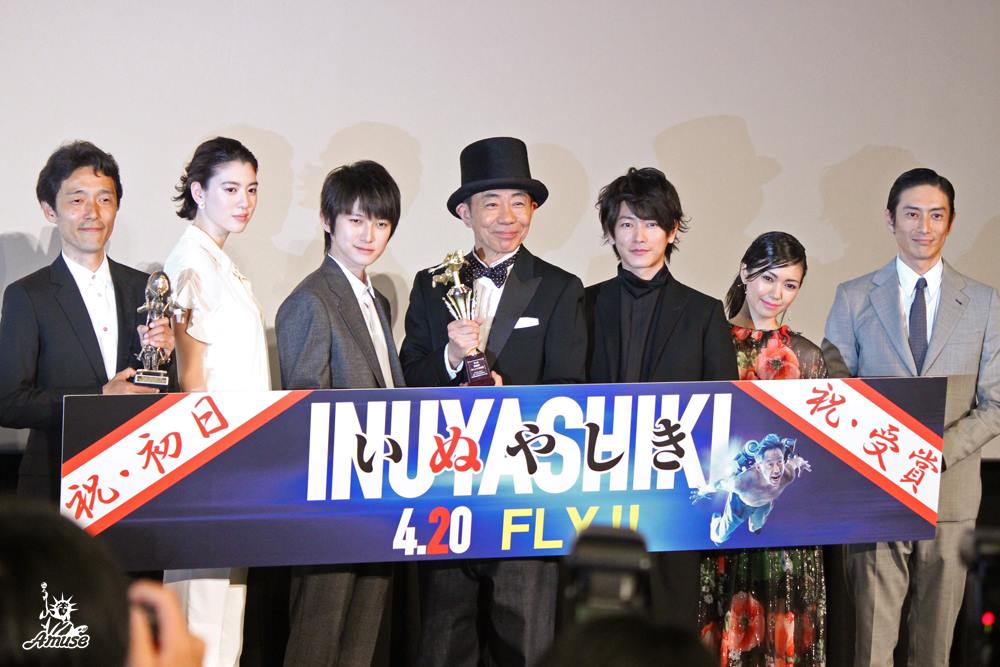 【部長くまだの今日のヒーロー】佐藤健と三吉彩花が、映画「いぬやしき」の公開初日舞台挨拶に、主演の木梨憲武さん、本郷奏多さ 【部長くまだの今日のヒーロー】佐藤健と三吉彩花が、映画「いぬやしき」の公開初日舞台挨拶に、主演の木梨憲武さん、本郷奏多さ