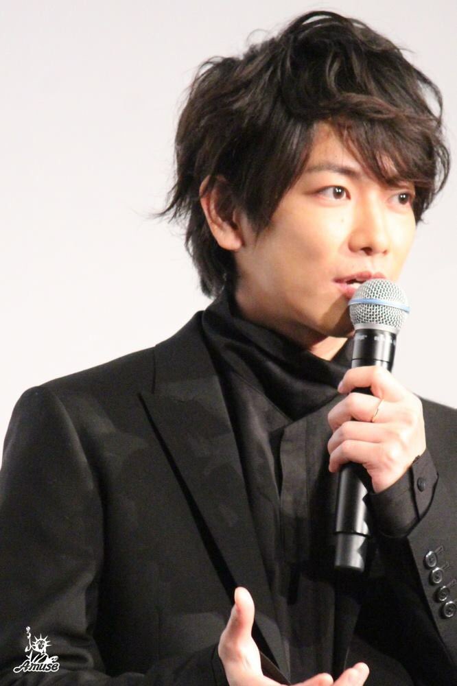 アミューズ Facebook【部長くまだの今日のヒーロー】佐藤健と三吉彩花が、映画「いぬやしき」の公開初日舞台挨拶に、主 アミューズ Facebook【部長くまだの今日のヒーロー】佐藤健と三吉彩花が、映画「いぬやしき」の公開初日舞台挨拶に、主