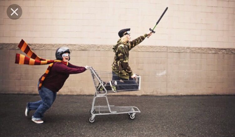 RebeccaBrocton: I WISH TO REPLICATE THIS PHOTO. nnWho at #MagentoImagine has access to a shopping cart?! 🛒 #LeadTheCharge https://t.co/1NUfT49idh