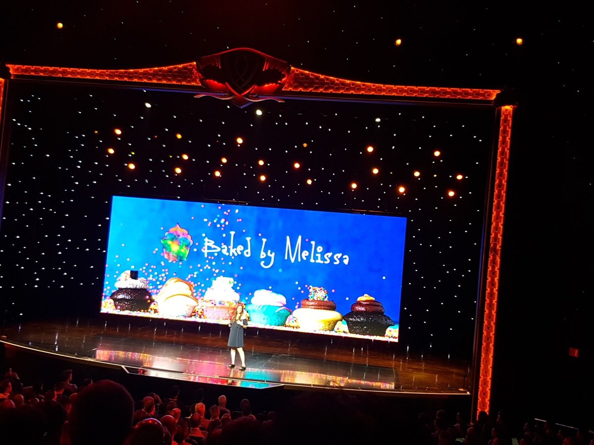 MIdreesButt: 'YOU can do anything'nn#MagentoImagine https://t.co/rRi2MpEmkx