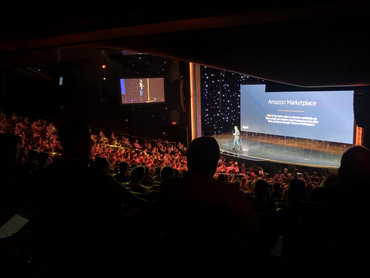 PinpointAgency: It’s a full audience at the General Session & Keynote for #MagentoImagine https://t.co/1vBkV56szW