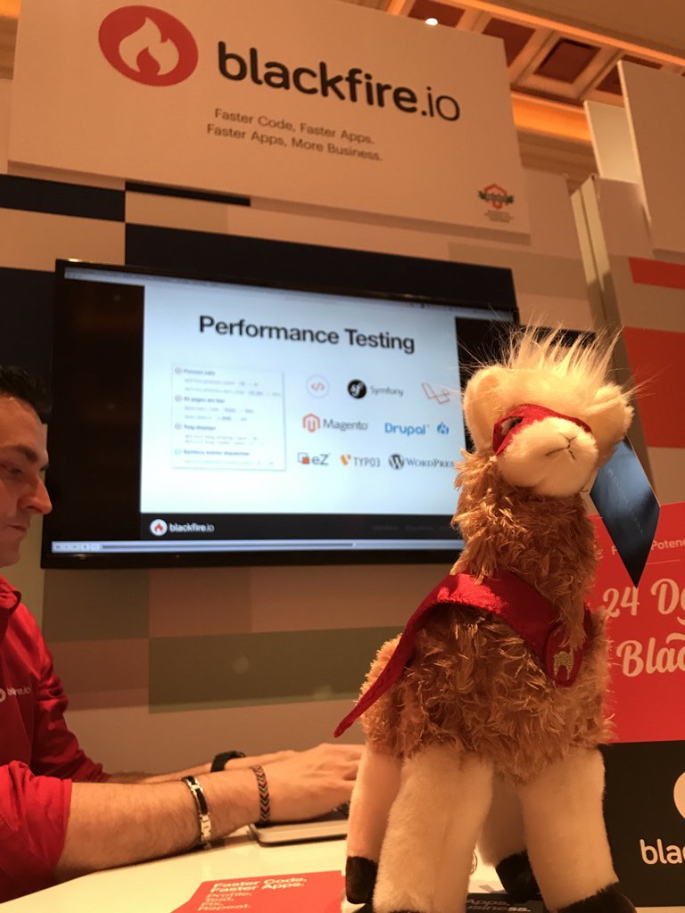 beausimensen: That certainly is one classy llama. @blackfireio @classyllama @Chris_Dujarric #MagentoImagine https://t.co/vsNfmbHe74