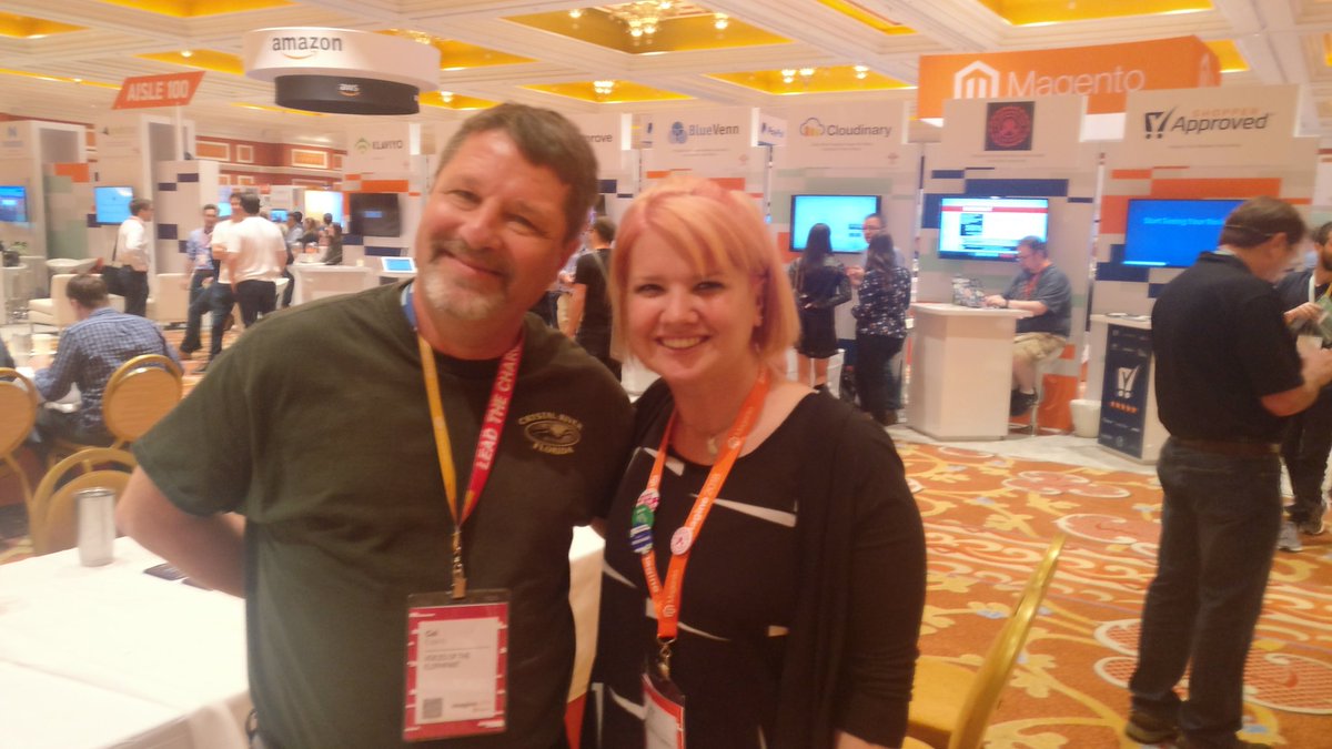 sherrierohde: Finally met the famous @CalEvans and recorded another episode of @elephpant! 🙌 🐘 #MagentoImagine https://t.co/v26Ydtrhls