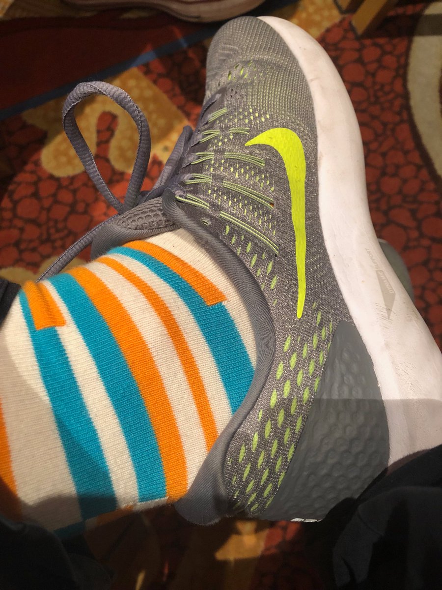 p3mbo: Leading the charge in my @Magento socks at #MagentoImagine this morning. 😛 https://t.co/ggZpXqzAtH