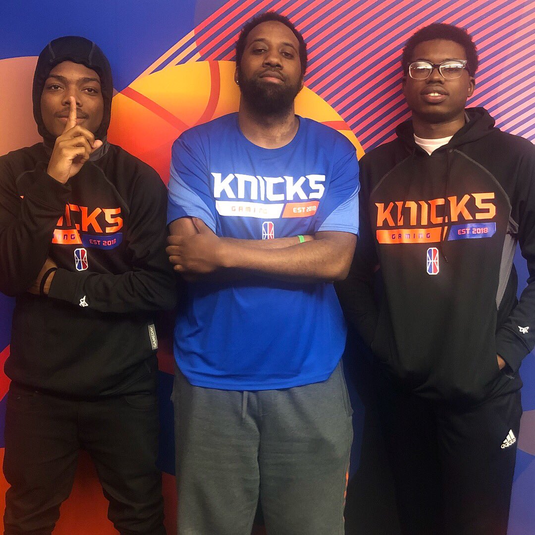 RT @KnicksGaming: Squad Squad Squad Squad Squad Squad ???????????????????????????? https://t.co/YgwlMINDCQ
