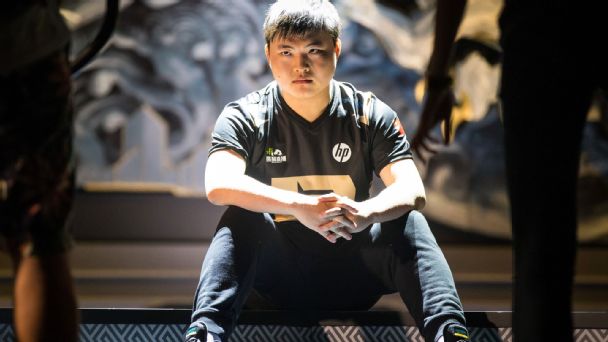RT @leagueofemily: Is it finally time for Uzi's first LPL title? https://t.co/Rfk1C2VC2J https://t.co/Em5IBGKsb4
