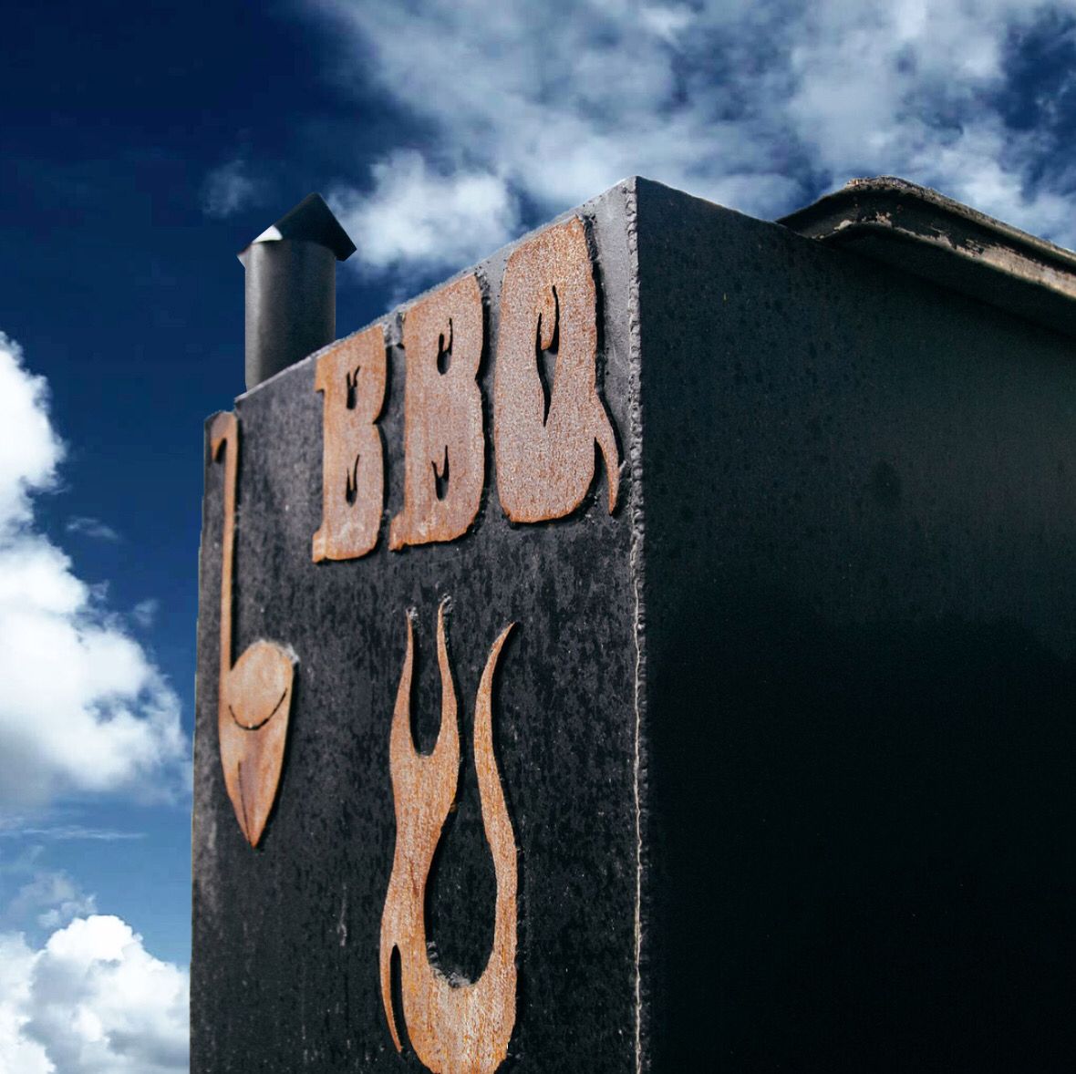 Getting the smoker ready for this weekend ???????? https://t.co/binarV1LDw